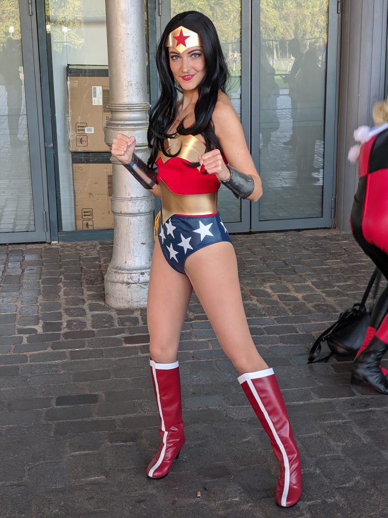 Cosplay Wonder Woman Comic Con Paris 2019